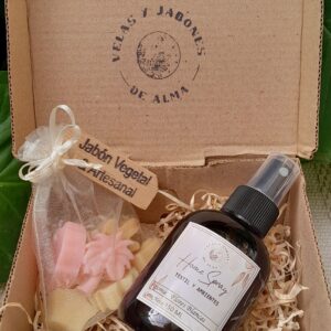 "Caja velas y jabones de alma Número 2"